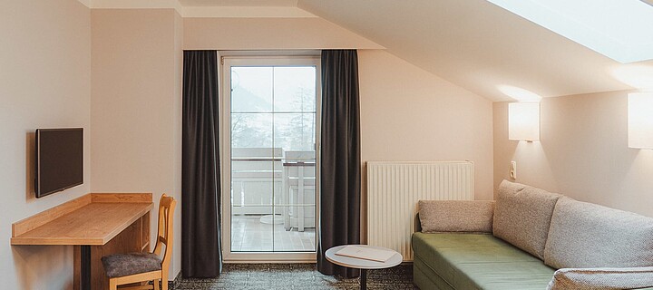 Appartementhotel-Panorama-Bad-Hofgastein-Typ-A-Living room-1